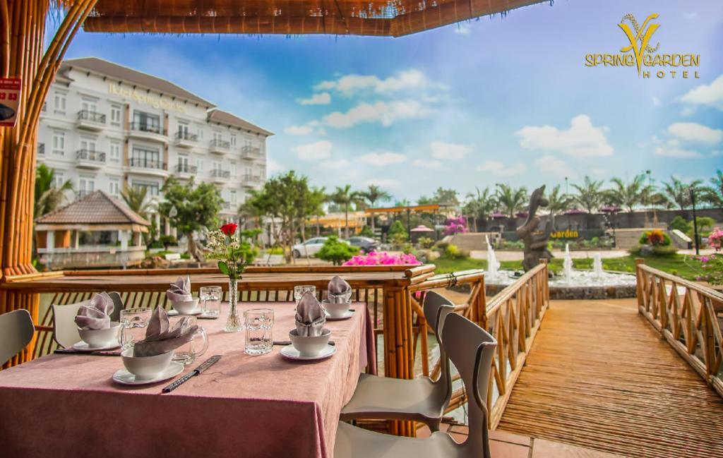Spring Garden Hotel Lk Long Khanh Zewnętrze zdjęcie