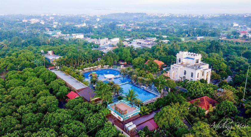Spring Garden Hotel Lk Long Khanh Zewnętrze zdjęcie